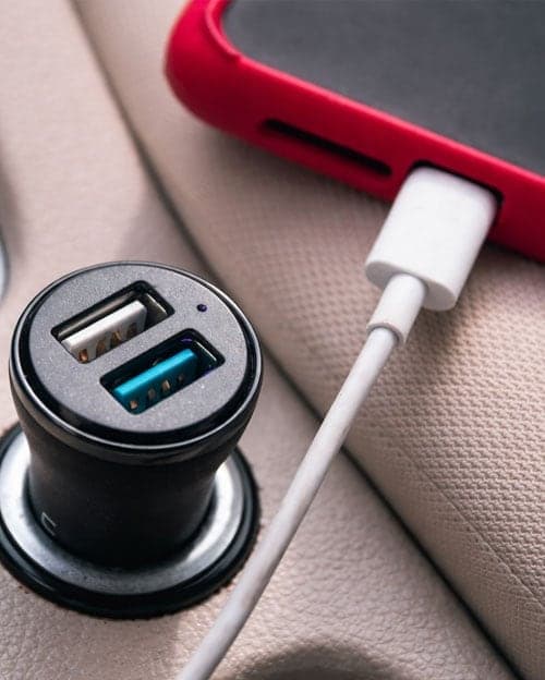 AUTOMOTIVE USB CHARGER Solution Schematic Diagram & PCB Demo Board